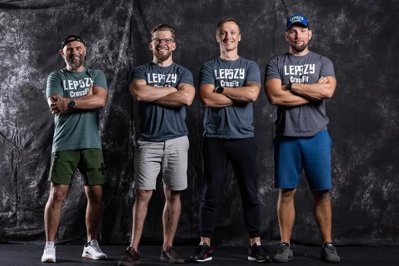 CrossFit: co to jest, jak zacząć i czy warto trenować?