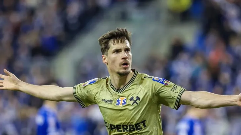 Górnik Zabrze - Cracovia: Jak taktyka 4-3-3 poprowadziła do zwycięstwa 3-0?