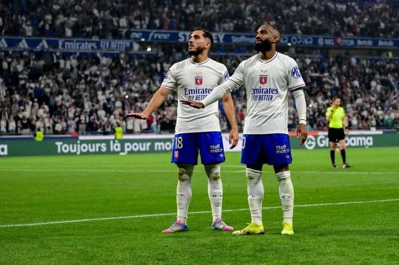 Jak składy Olympique Lyon i OGC Nice wpłynęły na wynik 2-0?