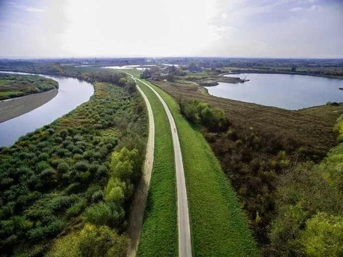 Nowy Sącz: trasy rowerowe VeloDunajec i VeloNatura — mapy i atrakcje