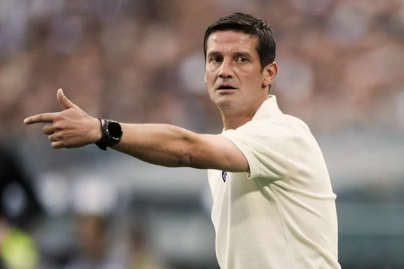Trener Interu: Cristian Chivu i jego plan zmian w zespole