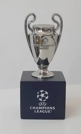 Historia trofeum
