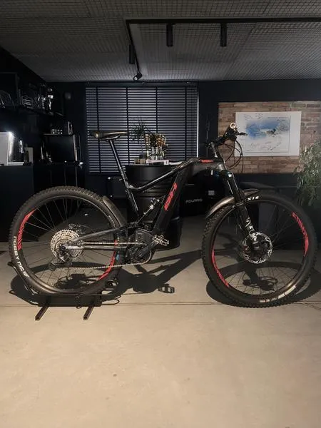Używany rower elektryczny